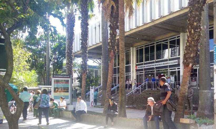 ALMG aumenta valor de diárias de viagem de servidores  - Juliana Cipriani / EM / D.A.Press