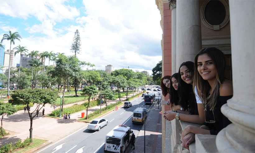 Celebrando 121 anos, Prédio Rosa da Praça da Liberdade abre varanda para visitantes - Alexandre Guzanshe/EM/DA Press