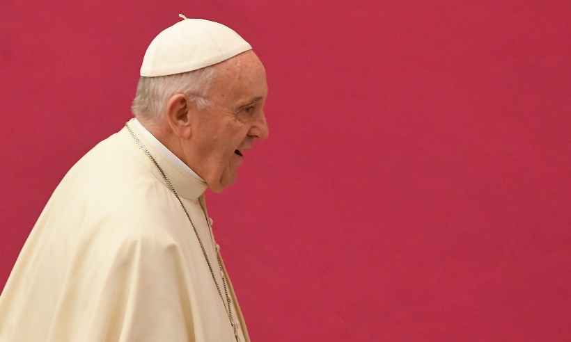 Papa afasta dois cardeais conselheiros envolvidos com pedofilia - Tiziana FABI / AFP