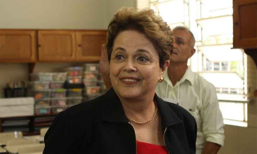 Dilma faz procedimento para desobstruir artéria do coração - Edesio Ferreira/EM/D.A press