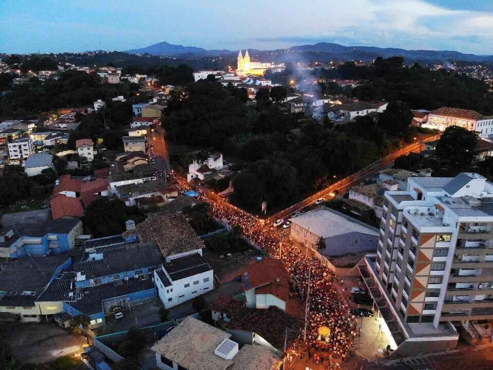 Festa da padroeira ilumina fé em Santa Luzia - Alisson Pereira/jornal Leia Agora/ Divulgação