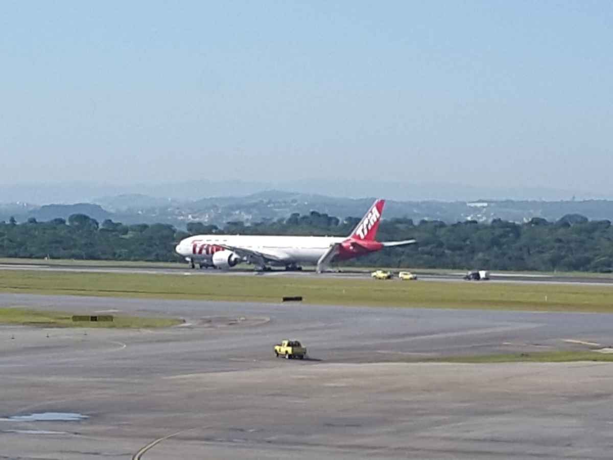 Aeroporto de Confins é fechado após pouso de emergência - Paulo Filgueiras/EM/DA Press