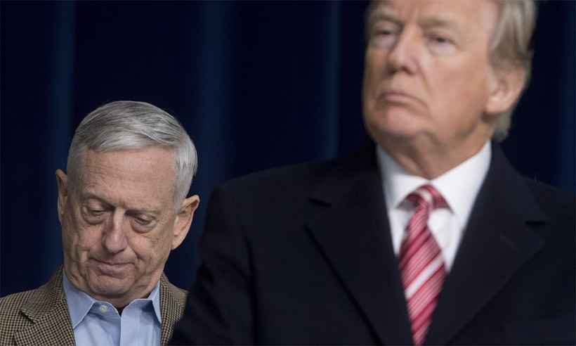 Após ser 'aposentado' por Trump, secretário de Defesa dos EUA renuncia ao cargo  - SAUL LOEB / AFP