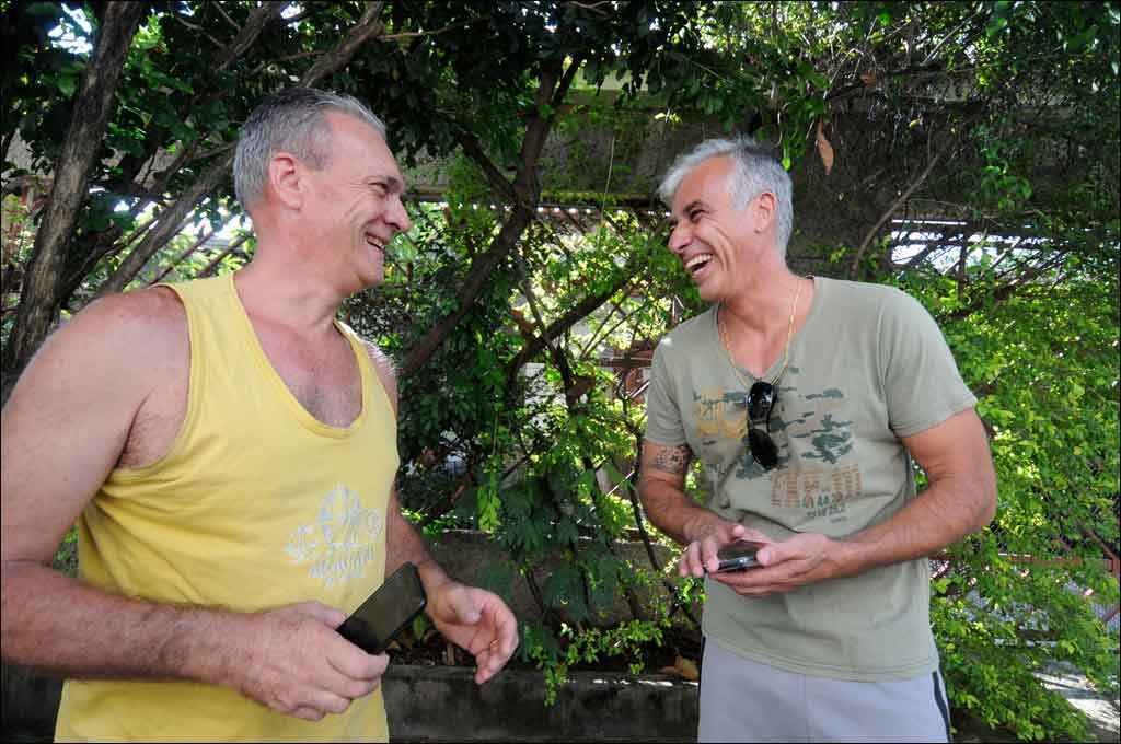 Em ano marcado por brigas políticas, Natal terá desafio da reconciliação entre familiares - Alexandre Guzanshe/EM/D.A Press