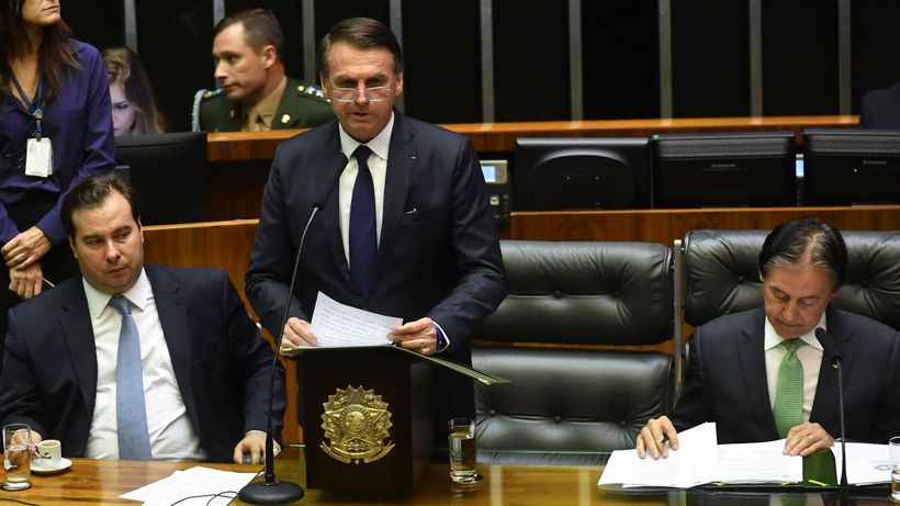 Em discurso, Bolsonaro promete realizar as 'reformas estruturantes'  - / AFP / NELSON ALMEIDA 
