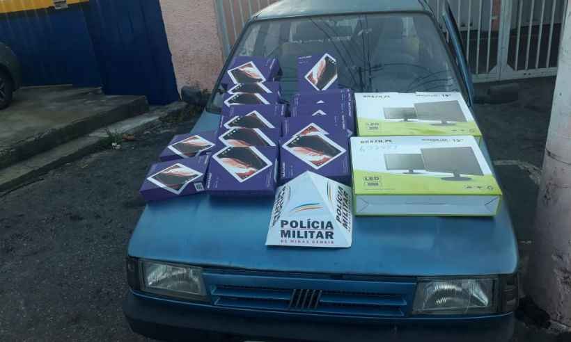 PM apreende tablets furtados de galpão da prefeitura de Contagem - Polícia Militar (PM) / Divulgação
