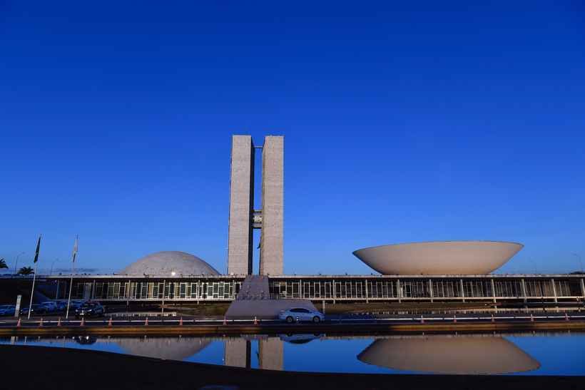 Justiça suspende auxílio-mudança de deputados e senadores reeleitos - Pedro Franca/Agencia Senado