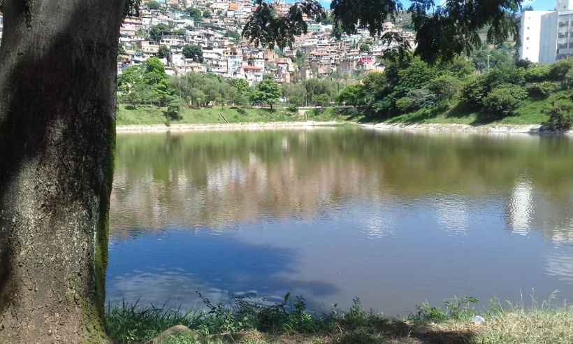 Jovem é resgatado após se afogar na Barragem Santa Lúcia  - Corpo de Bombeiros/Divulgação