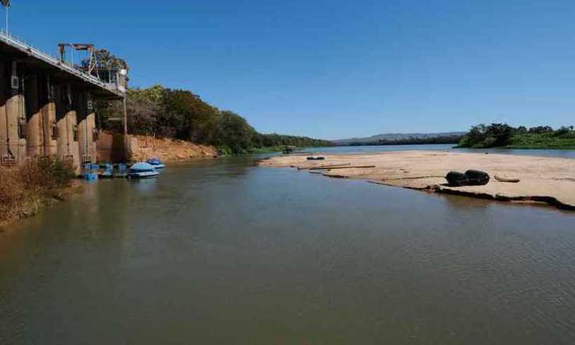 Lama desloca 120 quilômetros pelo Paraopeba, mas não deve chegar ao Velho Chico - Gladyston Rodrigues/EM/D.A Press