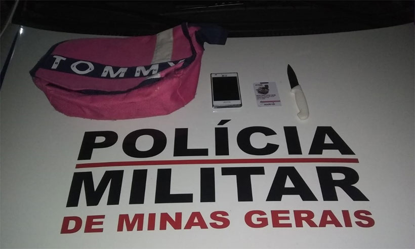 Dupla é detida após assaltar passageiras de ônibus na Av. Cristiano Machado  - Polícia Militar/Divulgação