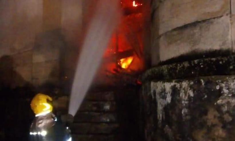 Bombeiros registram princípio de incêndio na Igreja do Rosário, em Ouro Preto - Whatsapp/ reprodução