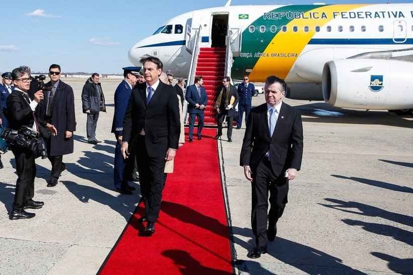 'Começo de uma parceria pela liberdade e prosperidade', diz Bolsonaro ao chegar em Washington - Twitter/Planalto