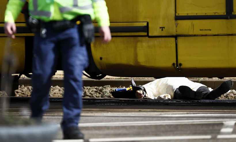 Atentado a tiros deixa pelo menos um morto e vários feridos em Utrecht, na Holanda - Robin van Lonkhuijsen / ANP / AFP