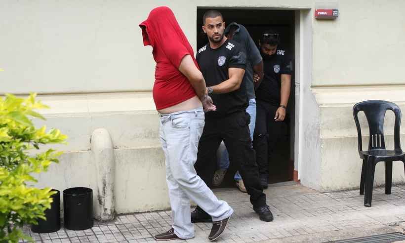 Quadrilha que agia com fiscal da PBH cobrava R$ 100 mil para regularizar terrenos - Edésio Ferreira/EM/D.A PRESS