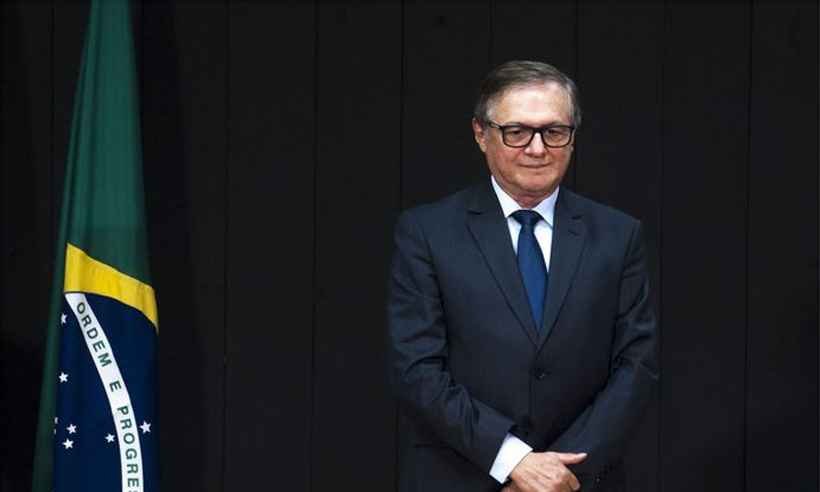 Livros didáticos devem revisar referências à ditadura militar, diz Vélez a jornal - Marcello Casal Jr/Agencia Brasil