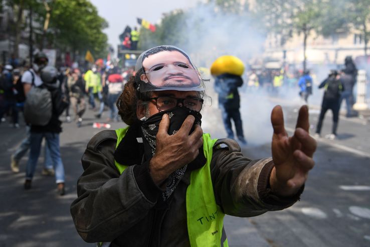 Segurança é reforçada em Paris para tradicionais passeatas de 1º de maio - AFP/Alain Jocard