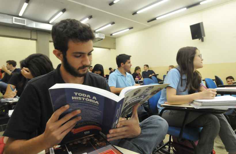 Confira todas as etapas para se inscrever no Enem 2019 - Jair Amaral/EM