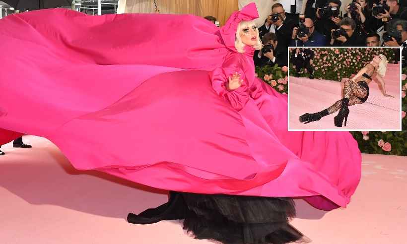 Lady Gaga rouba a cena no Gala Met em Nova York - Angela WEISS / AFP