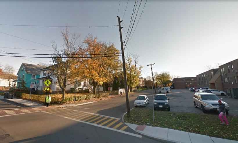 Mineiro de 21 anos é preso e acusado de estupro de vulnerável nos Estados Unidos - Google Street View/Reprodução