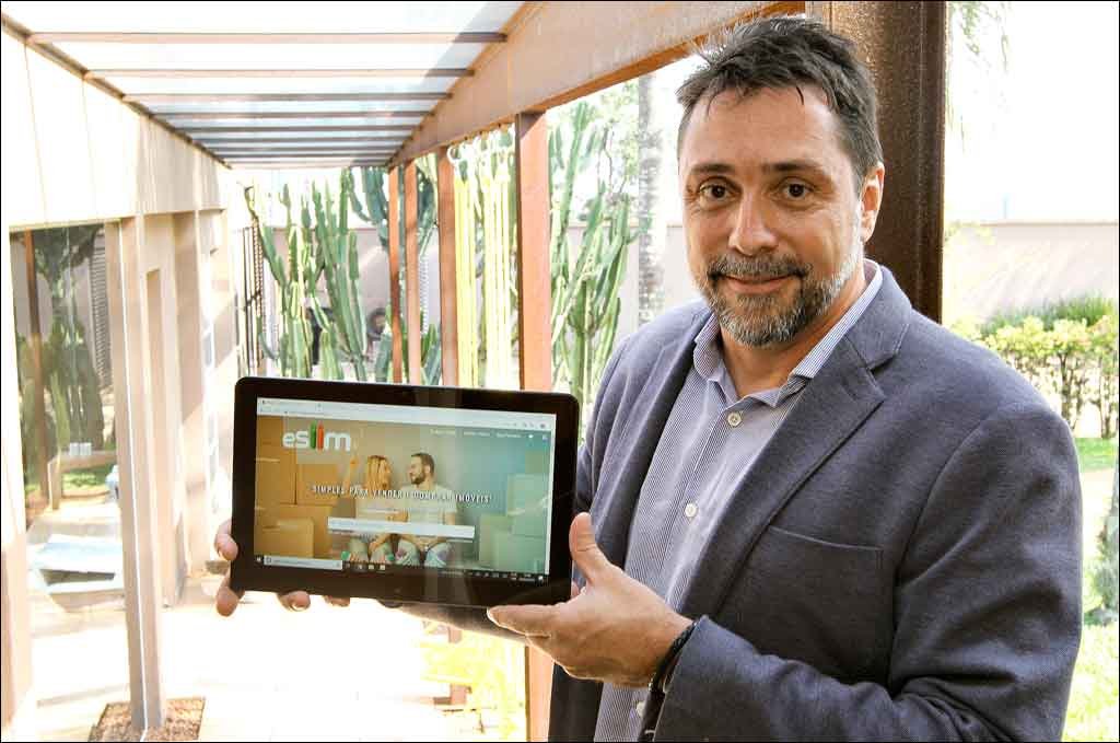 Aplicativo aproxima clientes e corretores de imóveis e diminui custos  - Jair Amaral/EM/D.A Press