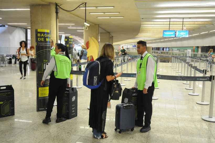 Anac reajusta tarifas dos aeroportos de Confins e do Galeão  - Alexandre Guzanshe/EM/D.A Press