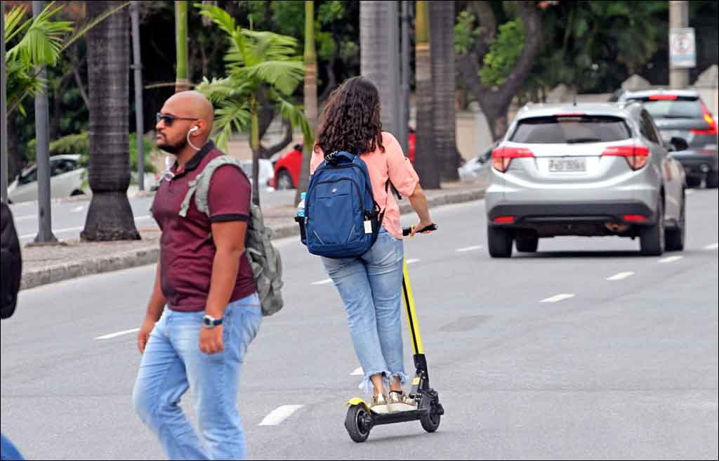 Saiba quais sãos os impactos da regulamentação dos patinetes elétricos  - Jair Amaral/EM/D.A Press