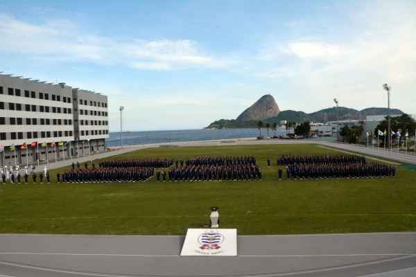 FAB, Marinha e Exército ofertam mais de 880 vagas em seleções - Divulgação/Escola Naval/Marinha