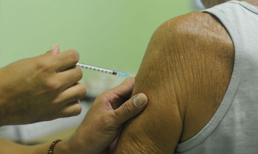 Com três mortes por H1N1, BH prorroga vacinação contra a gripe - Leandro Couri/EM/D.A Press