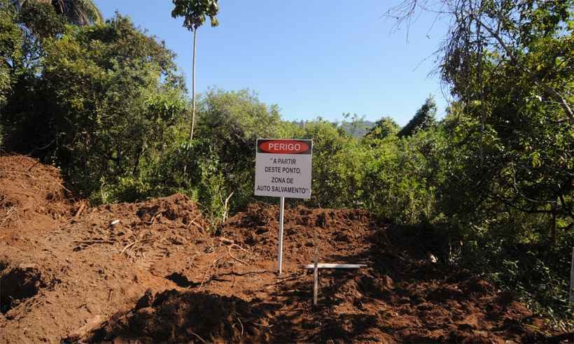 Parte de talude começa a se desprender em mina de Barão de Cocais; barragem segue monitorada - Alexandre Guzanshe/EM/DA Press