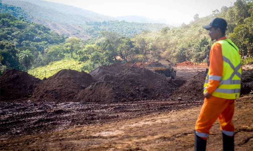 Movimentação do talude norte da mina em Barão de Cocais cai para 39,4 cm/dia - Leandro Couri/EM/D.A Press