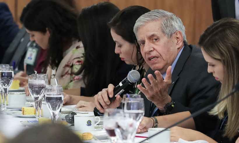 'Tinha que tomar prisão perpétua', diz general Heleno sobre Lula; veja vídeo - Marcos Corrêa/PR