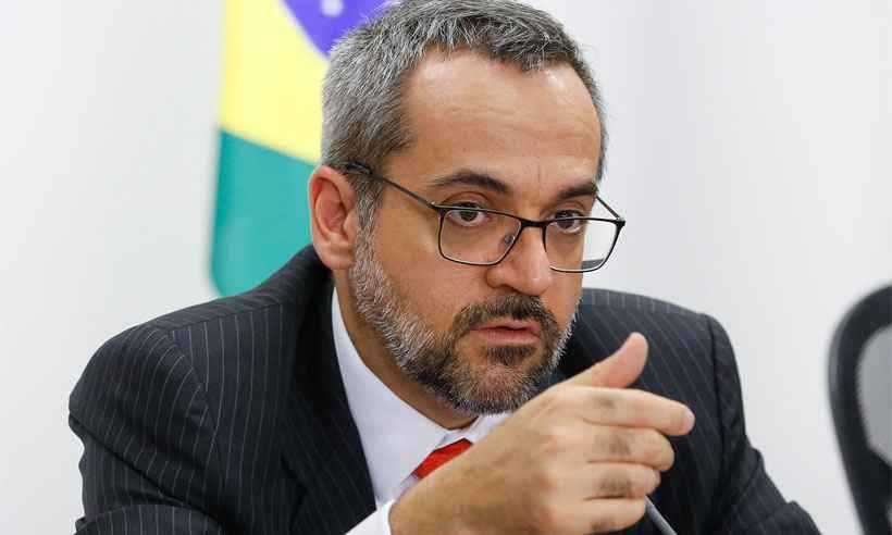 'Avião presidencial já transportou drogas em maior quantidade', diz ministro da Educação sobre Lula e Dilma - Flickr
