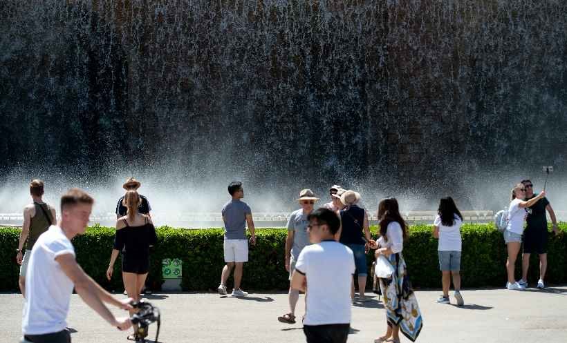 Onda de calor mata na Espanha e Itália e bate recorde na França - Josep LAGO / AFP