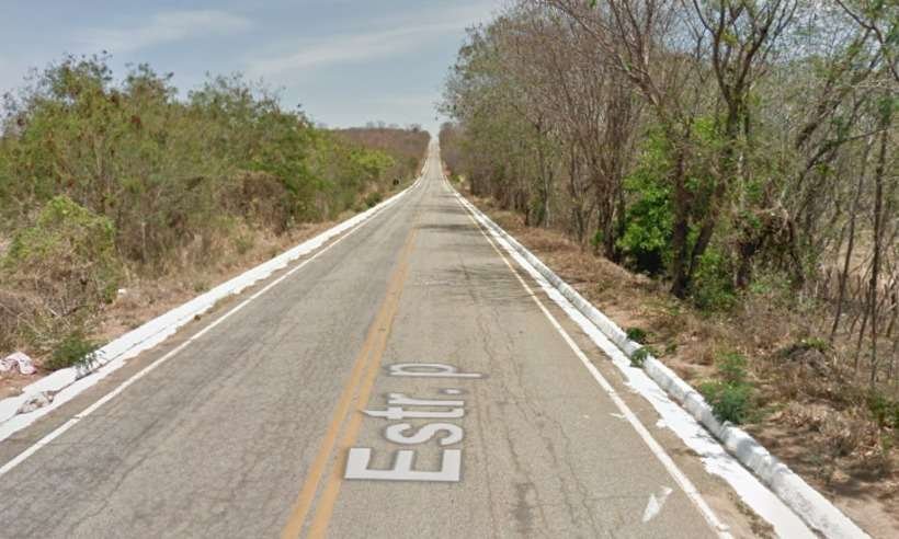 Homem mata parente com machadadas e transporta corpo em carrinho de mão - Trecho da BR-367, onde a polícia prendeu o suspeito. Rodovia liga Santa Cruz Cabrália (BA) a Gouveia, na Região Central do estado, passando por Araçuaí