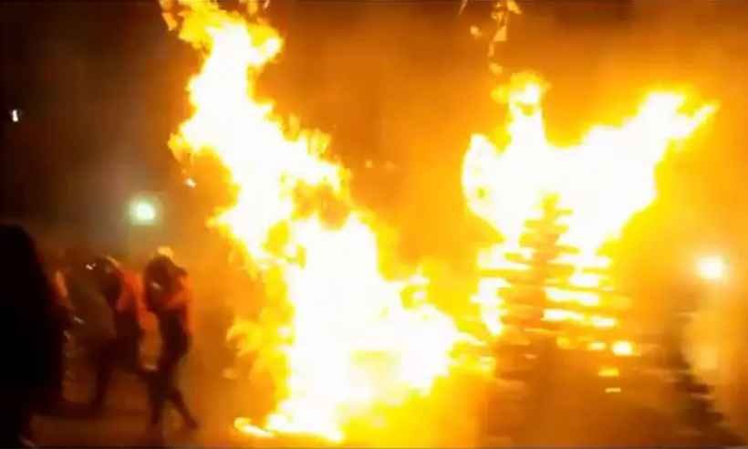 Explosão em fogueira de festa junina fere prefeito e primeira-dama de Osasco - Reprodução/Twitter 