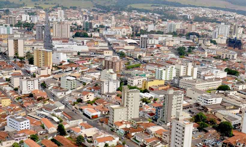 Prefeitura é condenada a pagar R$ 20 mil para família de homem que morreu em queda de ponte - Reprodução da internet/Facebook/Prefeitura de Patos de Minas