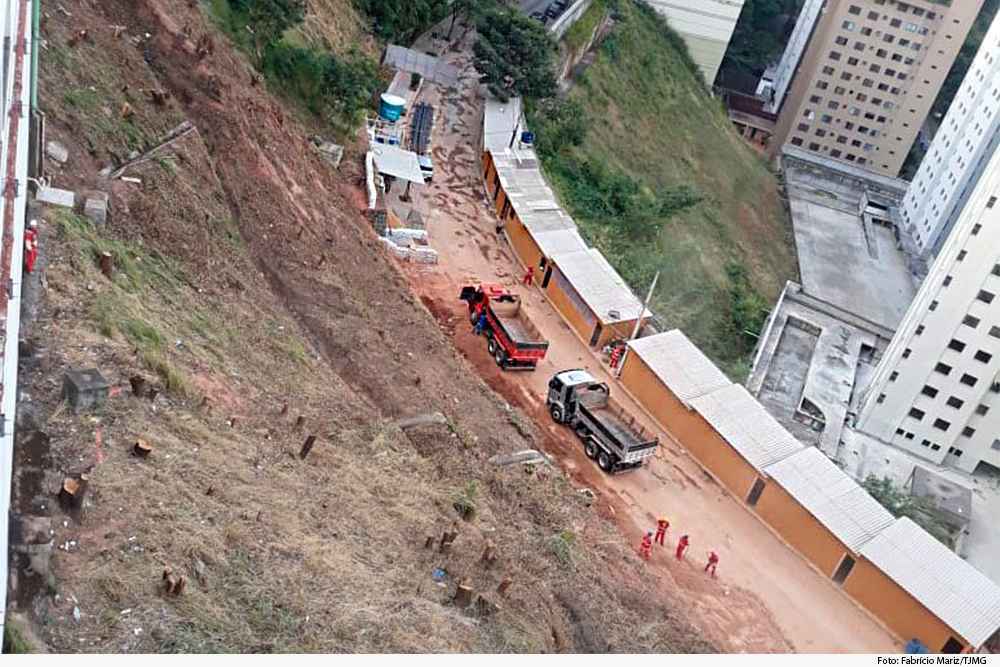 PBH inicia obras em encosta ao lado do Tribunal de Justiça - Fabrício Mariz/TJMG