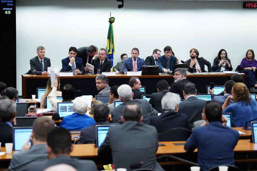 Oposição é derrotada e relator da Previdência apresenta 3ª versão de parecer na Comissão Especial  - Pablo Valadares/Câmara dos Deputados