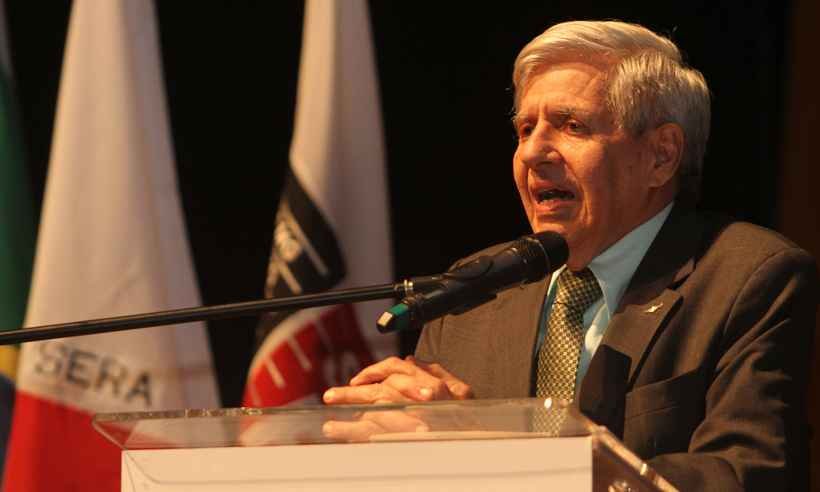 'Façam qualquer coisa, mas aprovem a Previdência', diz general Heleno  -  Jair Amaral/EM/D.A Press