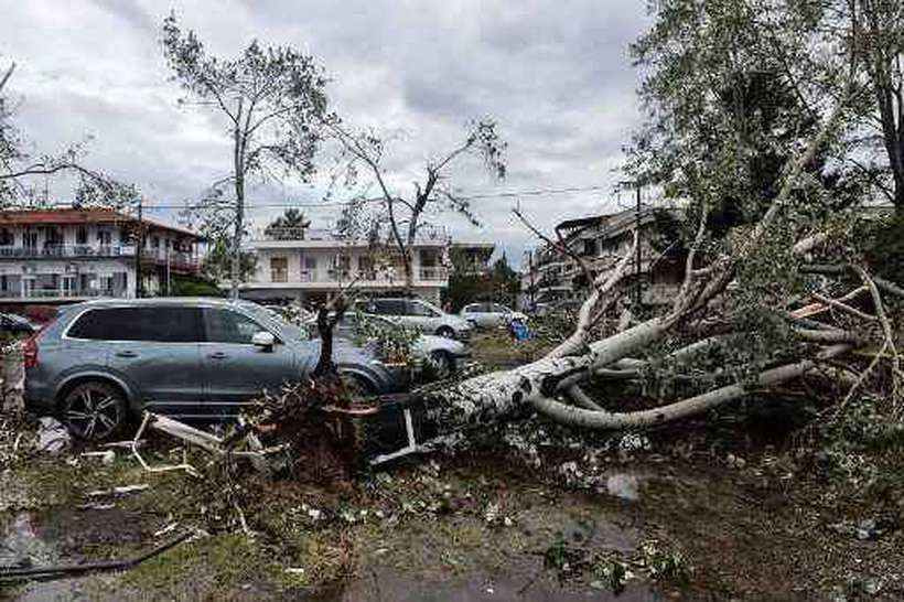 Tornado mata sete pessoas na Grécia -  Sakis Mitrolidis/AFP