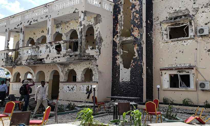 Ataque a hotel na Somália deixa 26 mortos e 56 feridos - AFP/Stringer