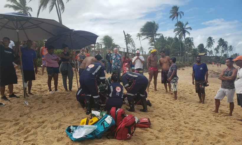 Mineiro morre afogado em praia de Arembepe, na Bahia - Ascom/Graer