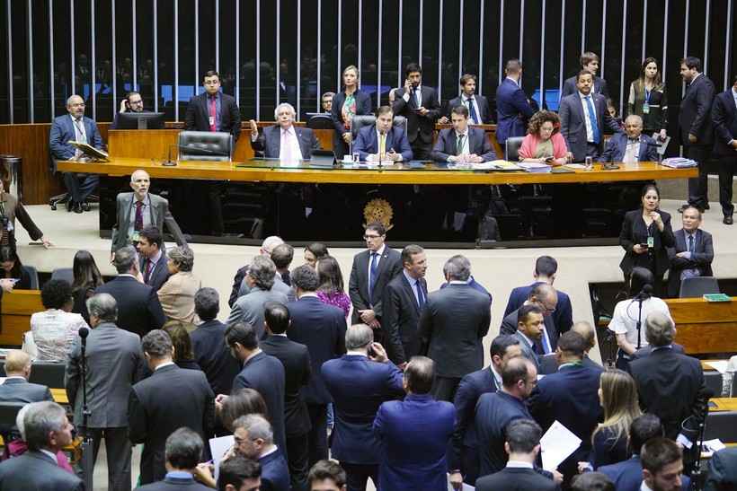 Folga aos domingos e registro de ponto: o que muda com a MP da liberdade econômica - Pablo Valadares/Câmara dos Deputados