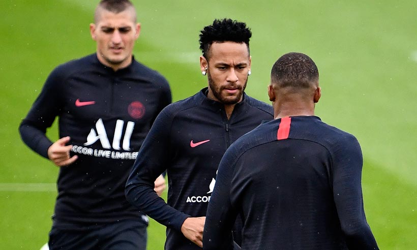 Neymar pode ser trocado por Suárez - FRANCK FIFE/AFP