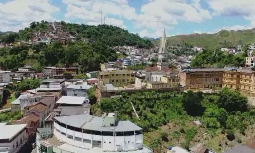 Festa termina em tiroteio e linchamento na zona rural de Manhumirim  - Reprodução da internet/Facebook/Prefeitura de Manhuaçu