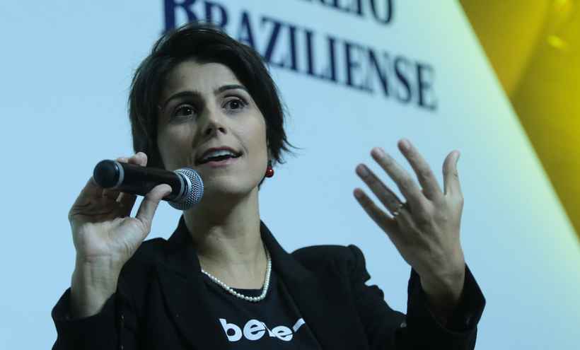 Manuela D'Ávila depõe e entrega celular para a perícia da PF no caso do hacker - Luis Nova/Esp.CB