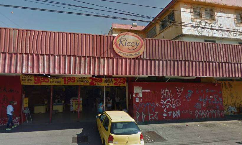 Seguranças que chicotearam jovem negro têm prisão decretada - Reprodução/Google Street View
