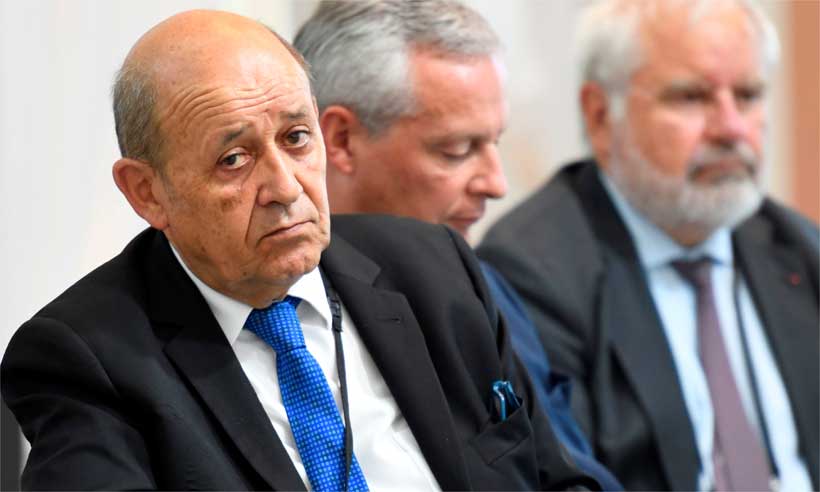 Chanceler francês denuncia 'concurso de insultos' de autoridades brasileiras - BERTRAND GUAY/AFP 