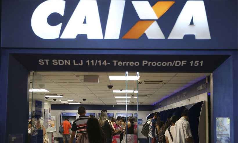 Agências da Caixa ampliam horário nesta sexta para saques do FGTS - José Cruz/Agência Brasil