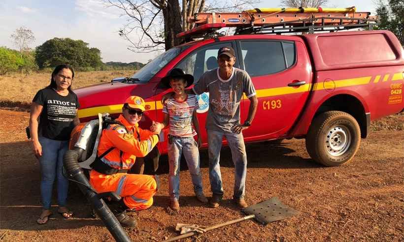 Menino liga para os bombeiros e salva casa da família de incêndio - Corpo de Bombeiros/Divulgação